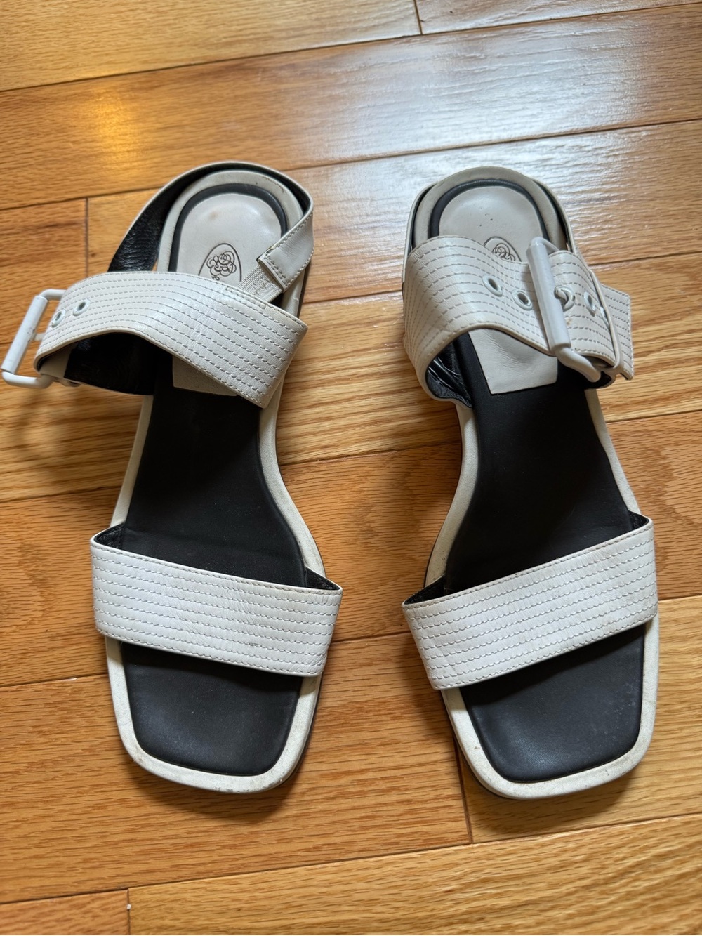 Women's White Strap Sandals with Buckle